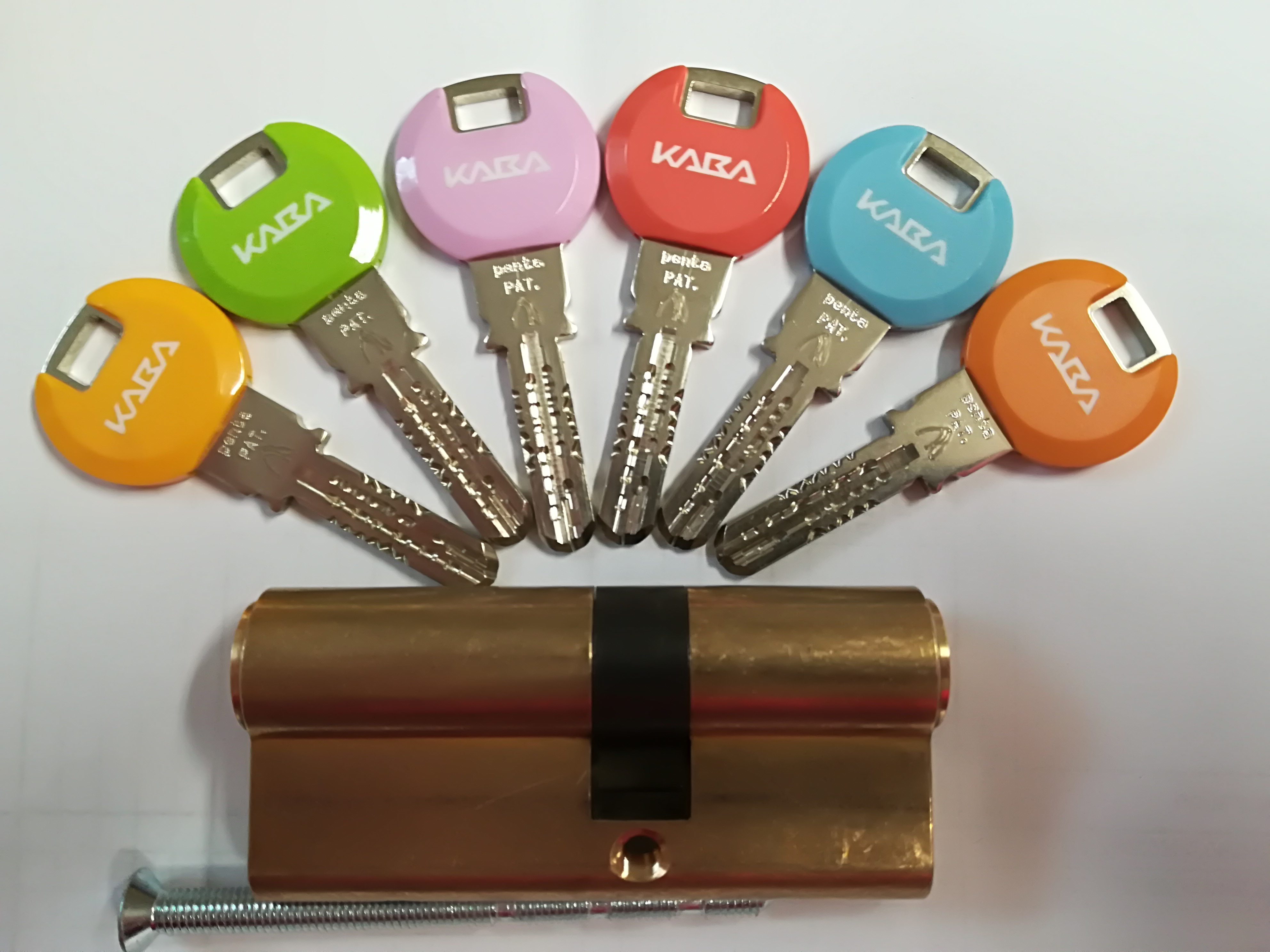 Schlüsseldienst-Anbieter - Einbruch Soforthilfe - dormakaba Einbaudoppelzylinder mit BSZ Sperre - Schlüssel Manufaktur Mag. Anne Vallery