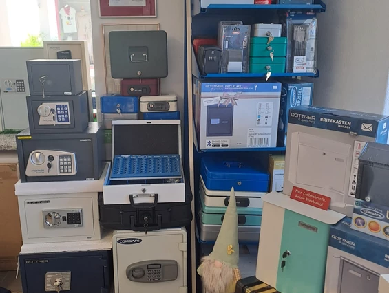 Schlüsseldienst: Tresore, Handkassetten, Briefkästen - Schlüssel Manufaktur Mag. Anne Vallery