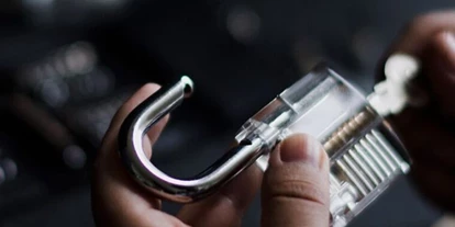 Schlüsseldienst-Anbieter - Wien-Stadt - https://lh3.googleusercontent.com/p/AF1QipMUITD4ZtfO7O_n5mJbVUUO5P9XjFNzkM6XSBsy=w243-h203-n-k-no-nu - TD Schlosserei - Standort Stockerau