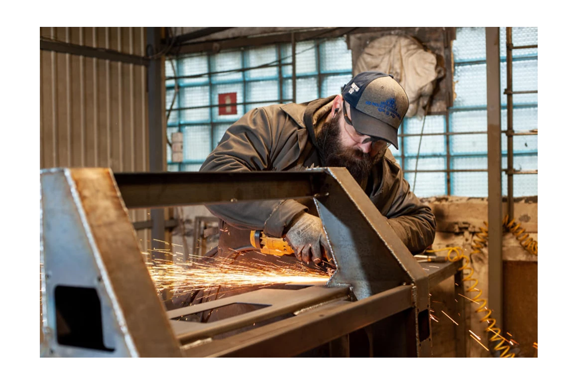 Schlüsseldienst: https://sasec.at/wp-content/swift-ai/images/wp-content/uploads/bravus_image_006-kopie-1024x683-jpg.webp - Sasec e.U. Schlosserei / 24h Notdienst